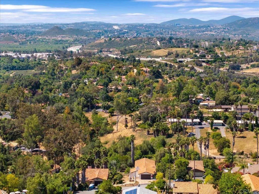 https://cdn.realtyfeed.com/cdn/127/306448370/b4f26449c81ce8751319becbd52b3128.webp