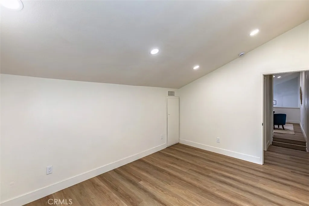https://cdn.realtyfeed.com/cdn/127/306448616/0721a37cfedf00afd1fd45227f8b6b8c.webp
