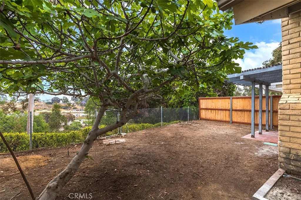 https://cdn.realtyfeed.com/cdn/127/306448616/7ba7e1ee4cbe7472ff258c0307ad16ed.webp
