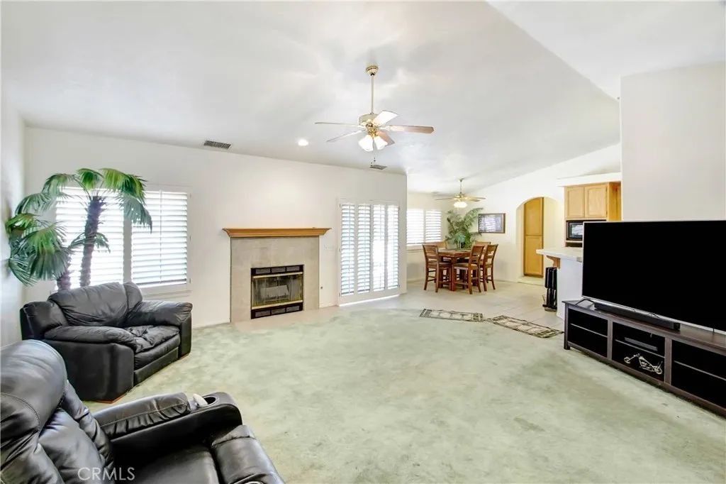 11949 Hawthorne Avenue, Hesperia, CA 92345 - Photo 5 of 34, Hesperia, CA