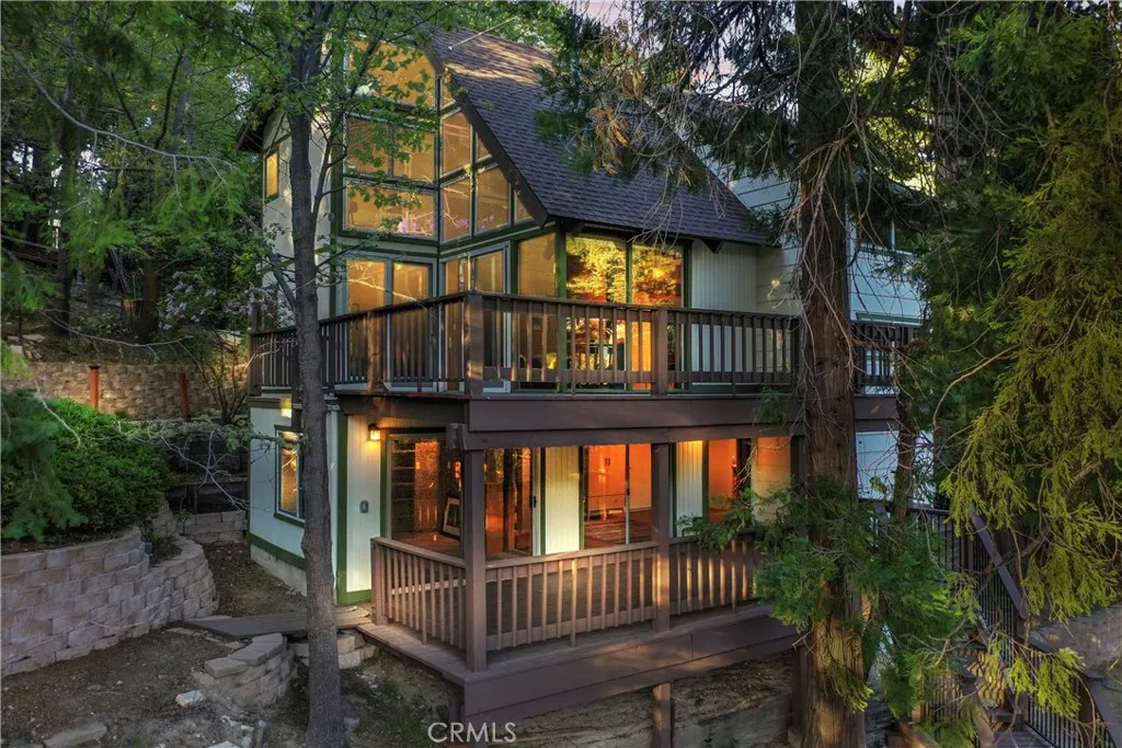 217 Crest Circle, Lake Arrowhead, CA 92352 - Photo 4 of 40, Lake Arrowhead, CA