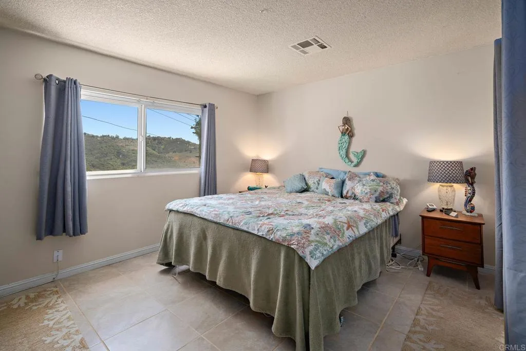 https://cdn.realtyfeed.com/cdn/127/306448729/9b1f284256ce49a705d41471d630c61c.webp