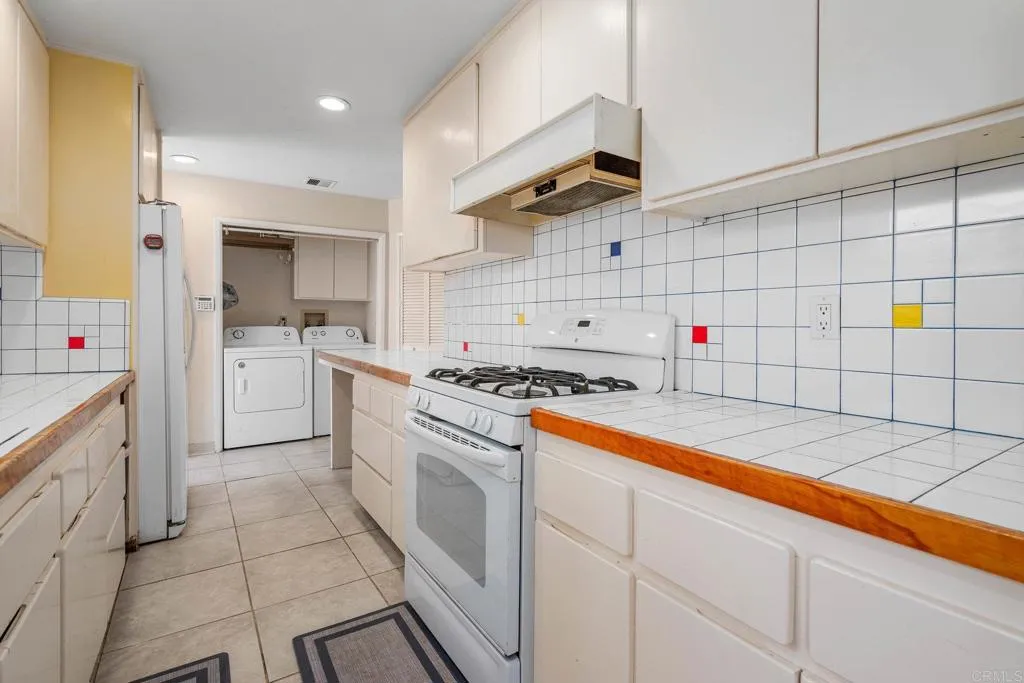 https://cdn.realtyfeed.com/cdn/127/306448729/a08a6be125a5a7bddf7f04b9e6ac86c6.webp