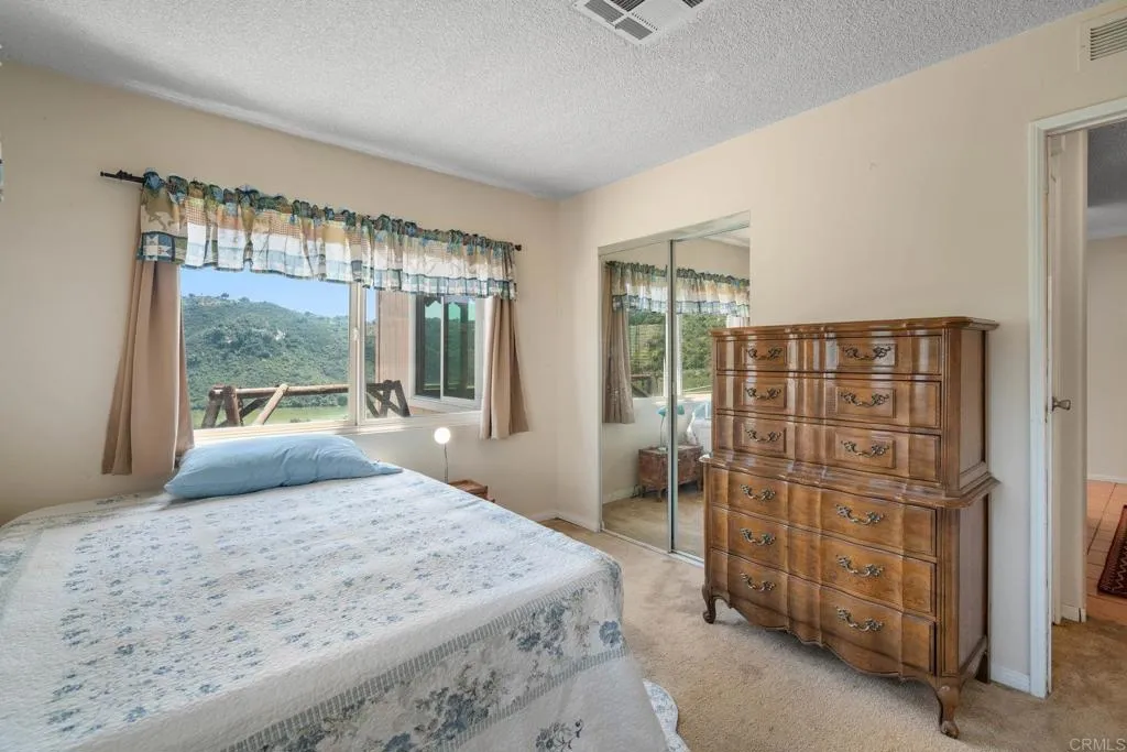 https://cdn.realtyfeed.com/cdn/127/306448729/cb3261f04a83f4984a02ac4178f16283.webp