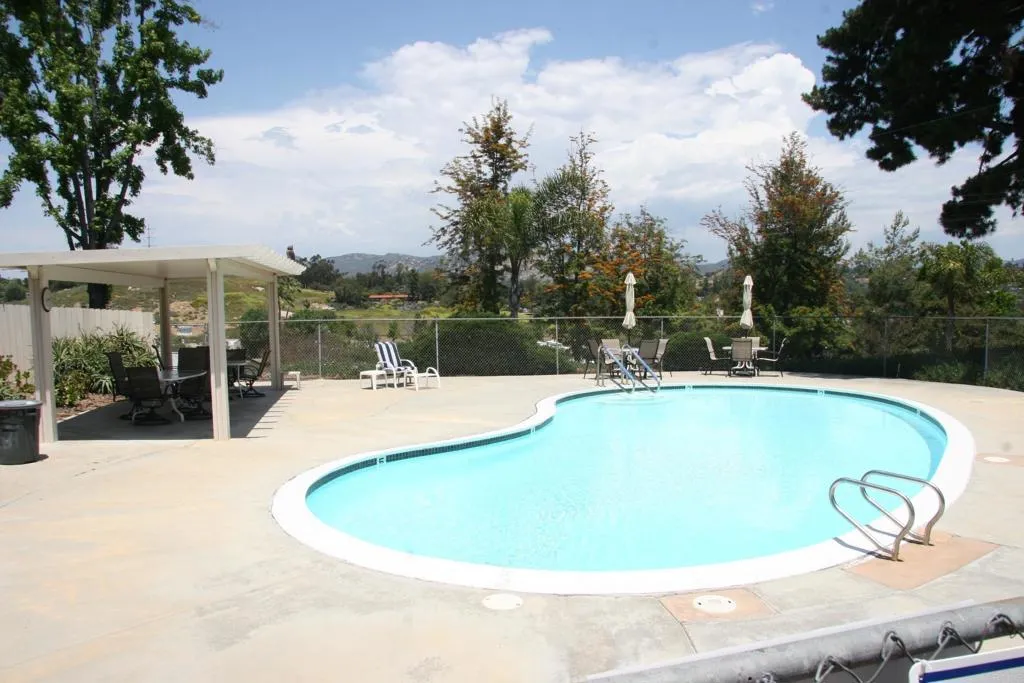 https://cdn.realtyfeed.com/cdn/127/306448801/d094a2977a153ac5afc454fef098e806.webp