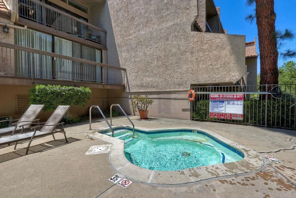 https://cdn.realtyfeed.com/cdn/127/306448985/cb8fde8ab3e6a68e0b2487476af8b430.webp