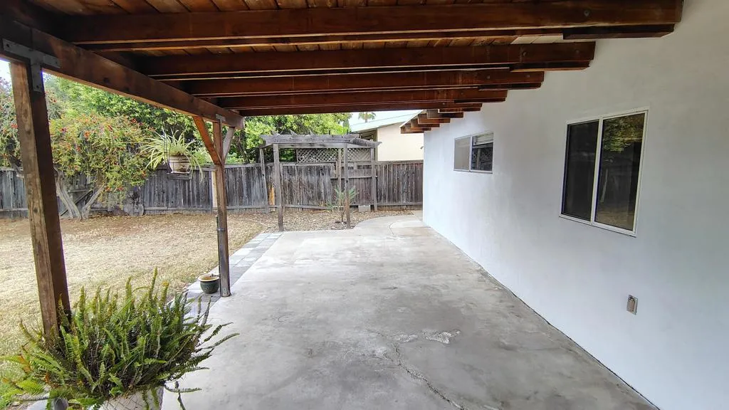 https://cdn.realtyfeed.com/cdn/127/306449031/f55a7c093887e8d800e372b4283c130c.webp