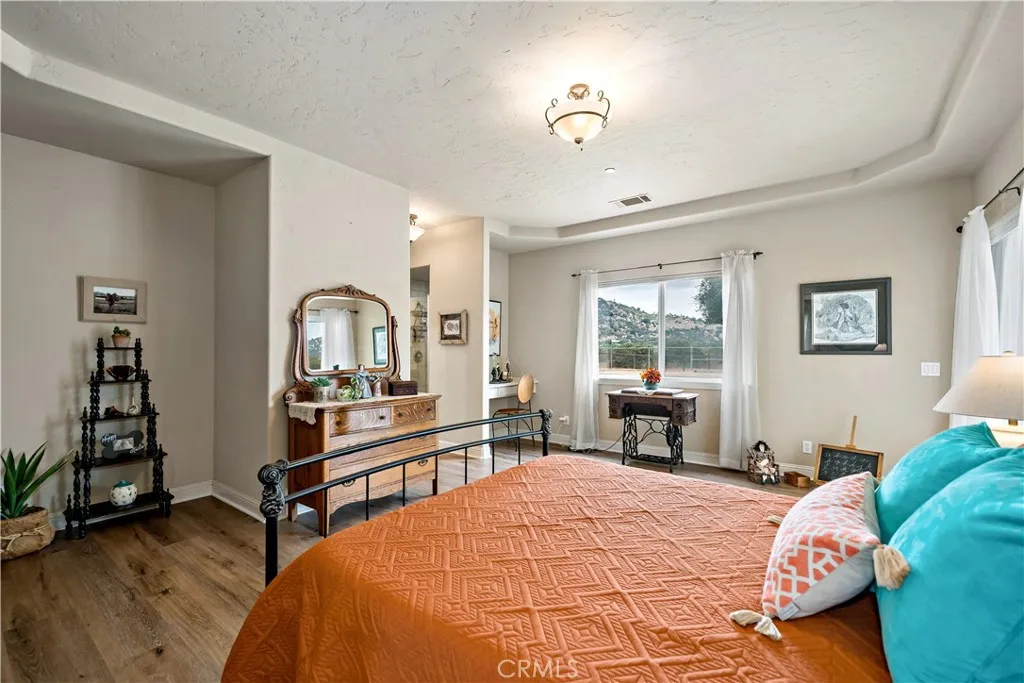 https://cdn.realtyfeed.com/cdn/127/306449048/376306706e2da2dac76d28257047636d.webp