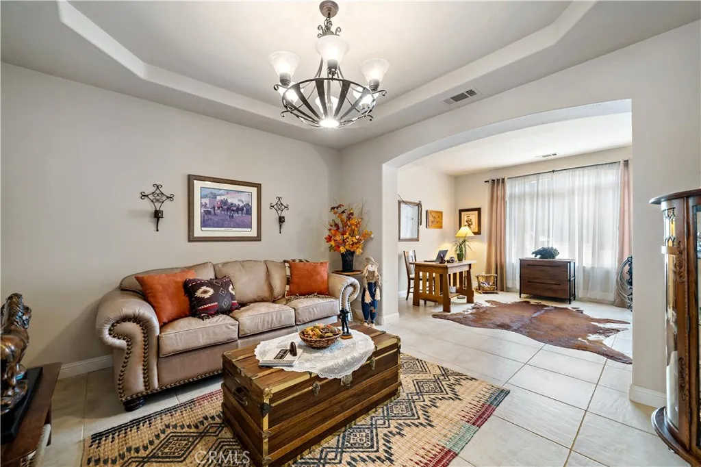 https://cdn.realtyfeed.com/cdn/127/306449048/ea40e98621debc0306f10d9fb48e1d58.webp