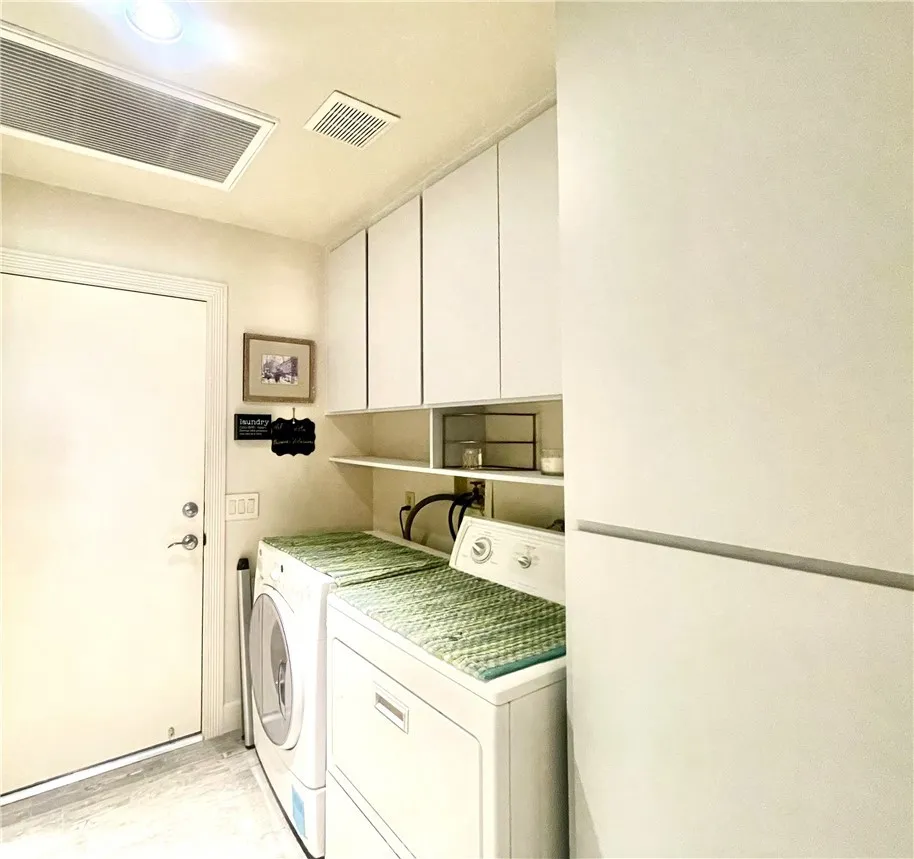 https://cdn.realtyfeed.com/cdn/127/306449126/2af2e6711b9236588e04c542efa0fb19.webp