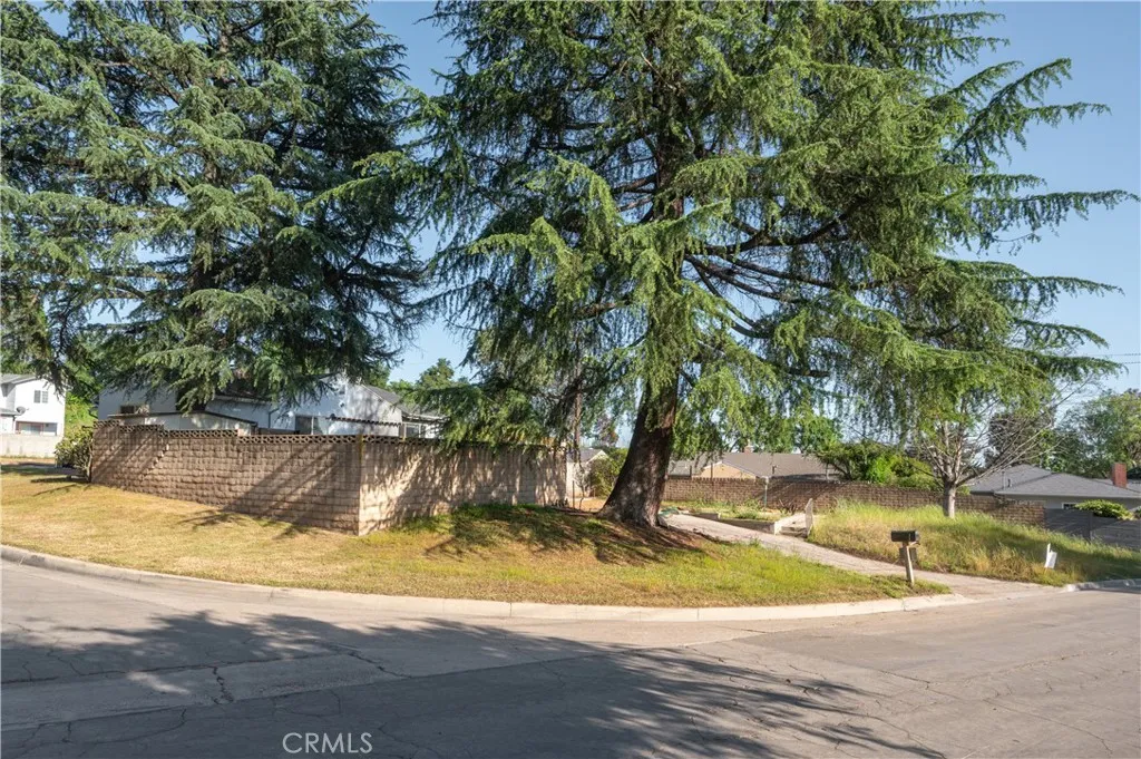 3718 El Sereno Avenue, Altadena, CA 91001 - Photo 4 of 9, Altadena, CA