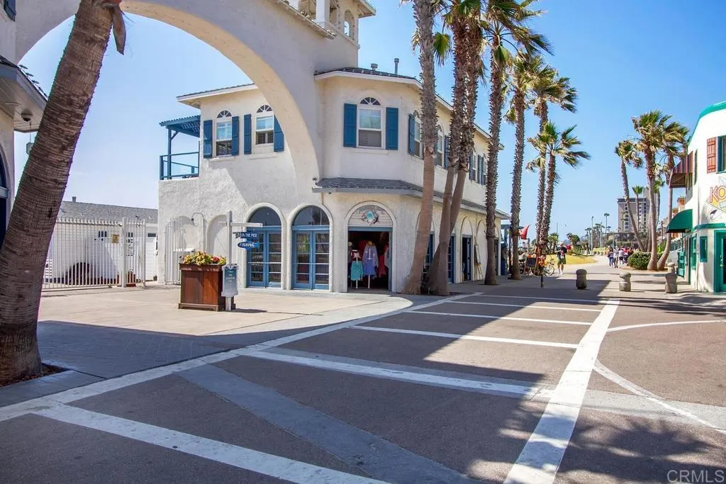 https://cdn.realtyfeed.com/cdn/127/306449423/986a19f9aa3c714f27a963ae00b506b8.webp