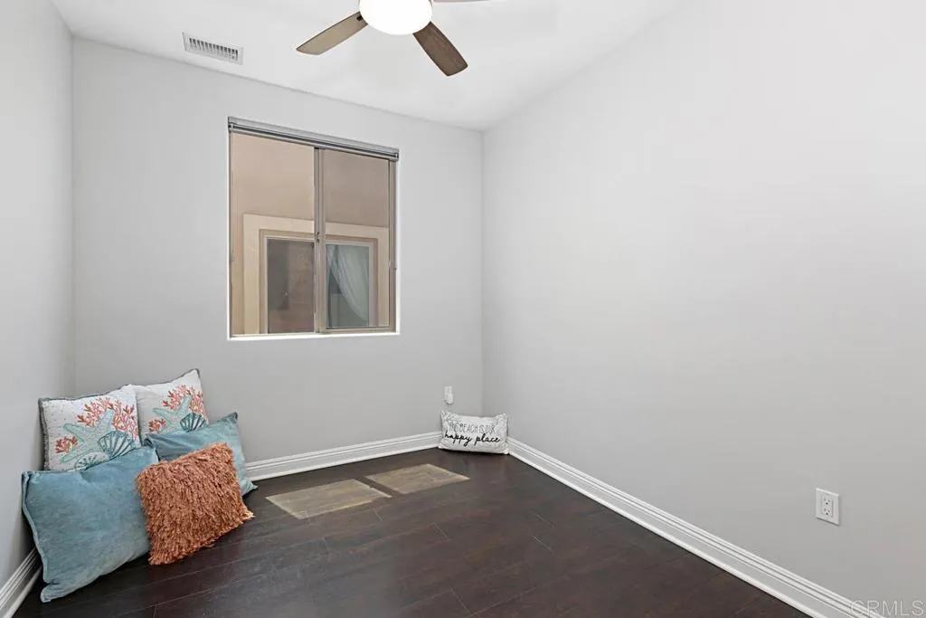 https://cdn.realtyfeed.com/cdn/127/306449423/a6c050ca34fb47b30ac1f08ecb8e7f83.webp