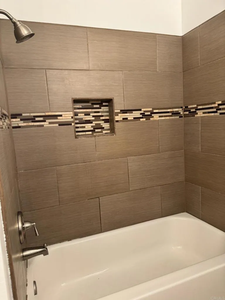 Photo #28: PTP2503811 Listing: Photo #28