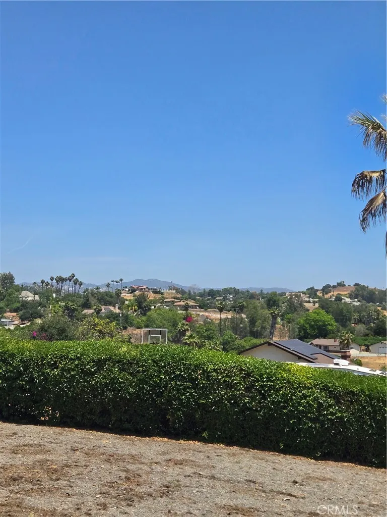 https://cdn.realtyfeed.com/cdn/127/306449497/250cbb662598afc7d84875e6089eeea0.webp