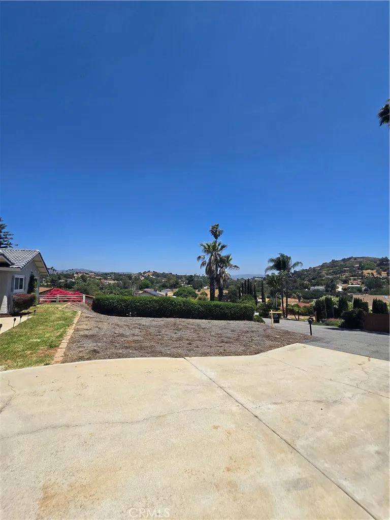 https://cdn.realtyfeed.com/cdn/127/306449497/efe93df23483b1bd1529c3150a699f03.webp