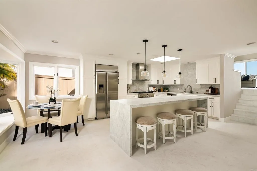 https://cdn.realtyfeed.com/cdn/127/306449629/00ff614a44c726198691353323361e7b.webp