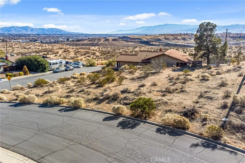 Victorville, CA 92395