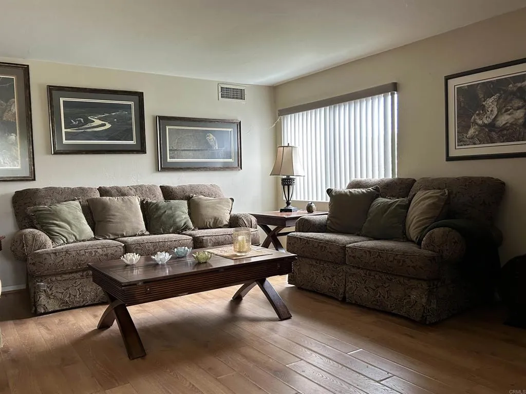 Photo #7: PTP2503823 Listing: Photo #7