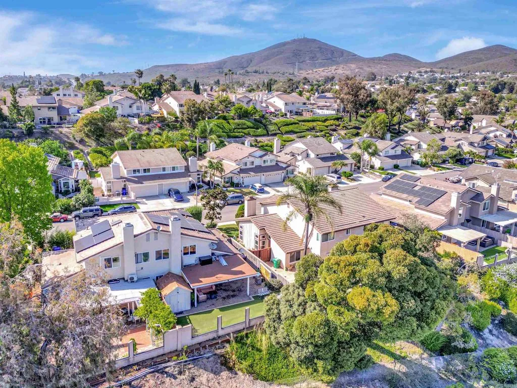 https://cdn.realtyfeed.com/cdn/127/306449874/b66b8eda82d2ed511f02d6c8b339002e.webp