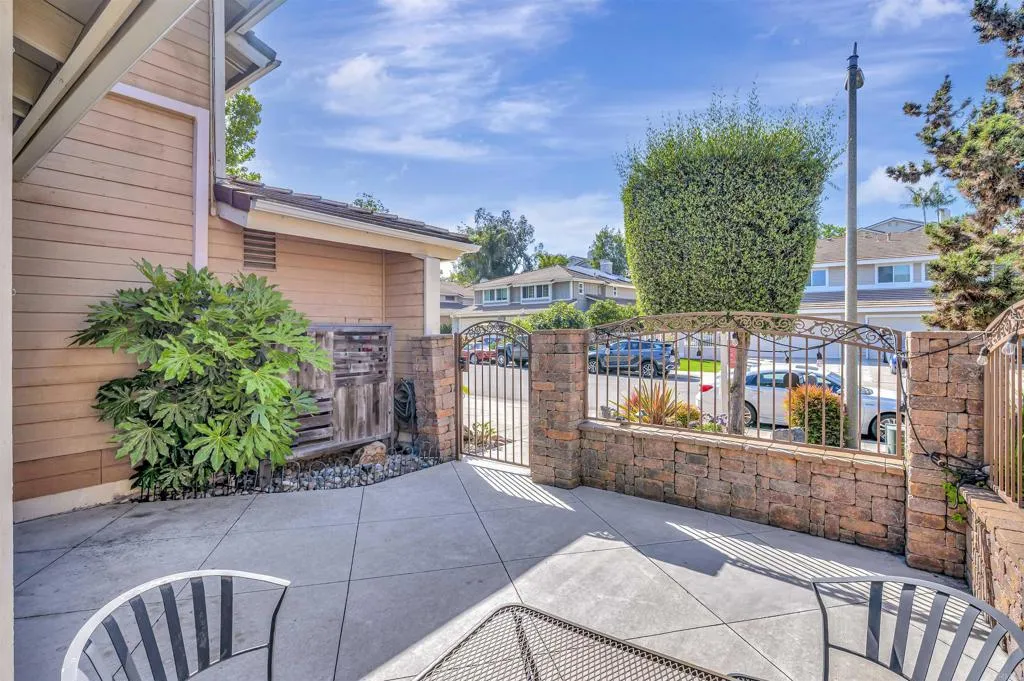 https://cdn.realtyfeed.com/cdn/127/306449874/fb0cdeb15fe55b64bf26fbbee661ece7.webp