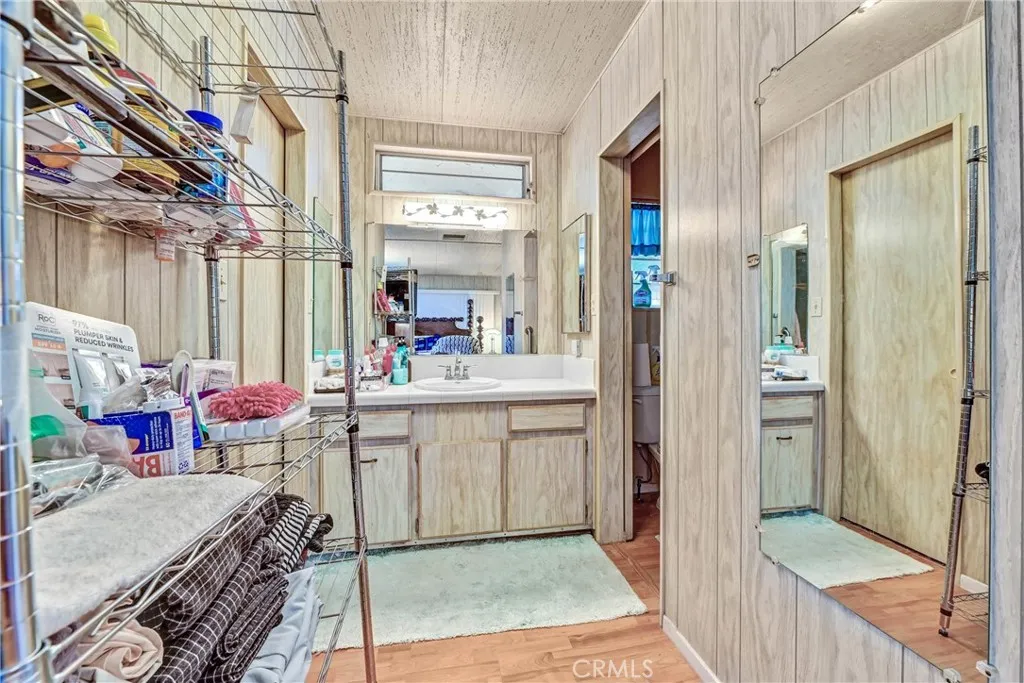 https://cdn.realtyfeed.com/cdn/127/306450033/08117a46308cb3806be419a6ddf878c9.webp