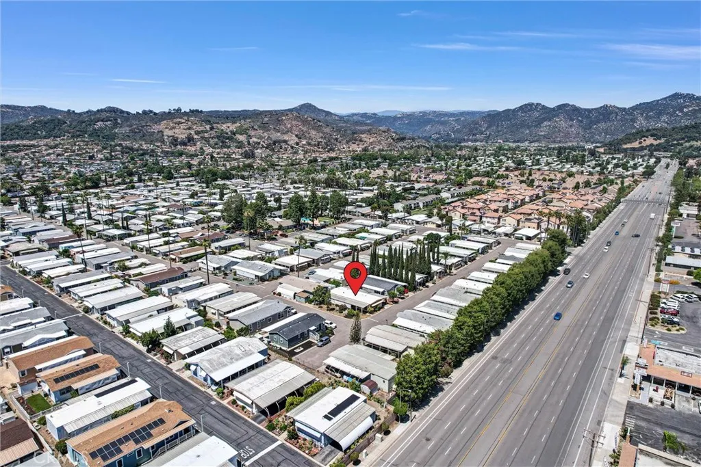 https://cdn.realtyfeed.com/cdn/127/306450033/b1e58fbce861a20d3577858b6e8d4221.webp