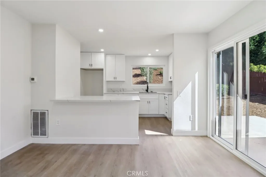 https://cdn.realtyfeed.com/cdn/127/306450416/34659761b809f105c7ac235a83a5af17.webp