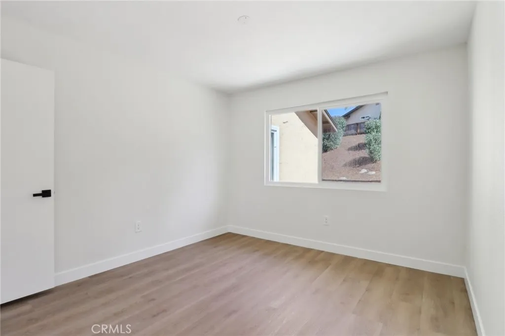 https://cdn.realtyfeed.com/cdn/127/306450416/3e5a378232c5a17fcf4cab412df16906.webp