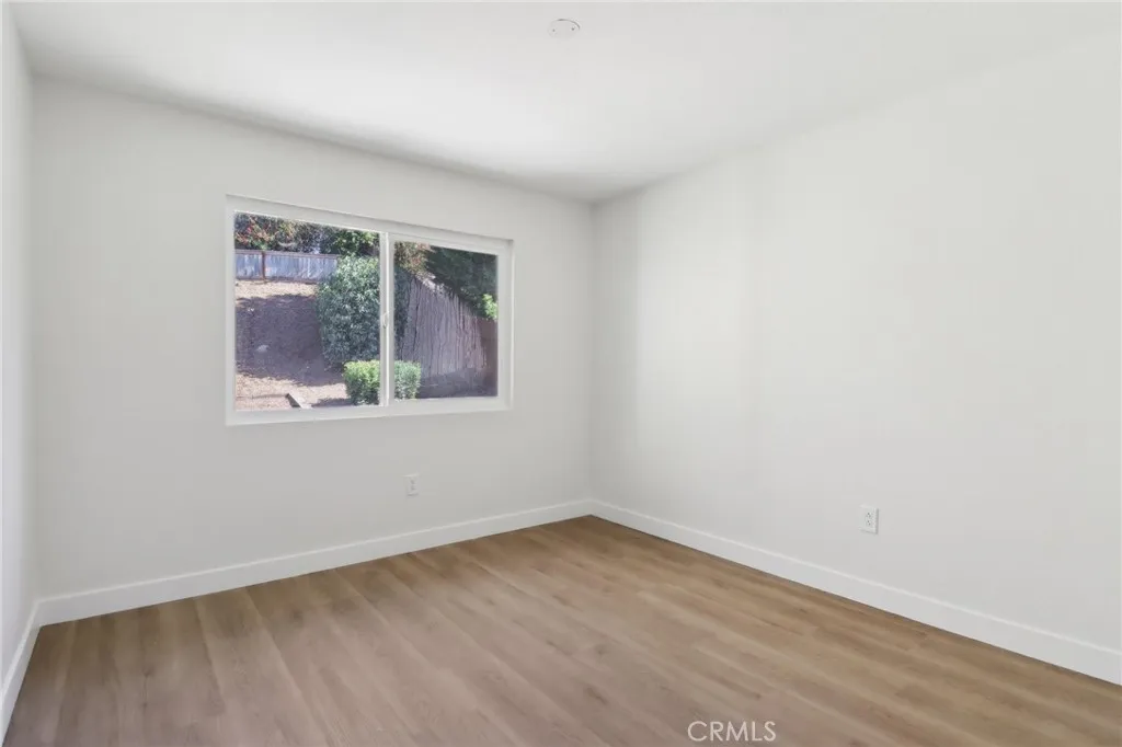 https://cdn.realtyfeed.com/cdn/127/306450416/4d16fec91e4f5cac536b4cd7e3fd7c49.webp