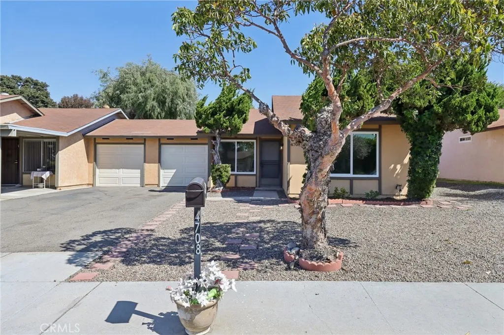 https://cdn.realtyfeed.com/cdn/127/306450416/70ad5040d3b75dd62949132a29fda5bb.webp