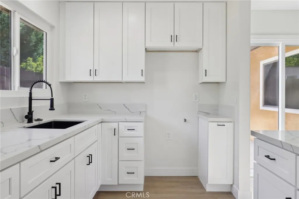 https://cdn.realtyfeed.com/cdn/127/306450416/83c4f719ec0f59e77fb03f844ff8f09e.webp