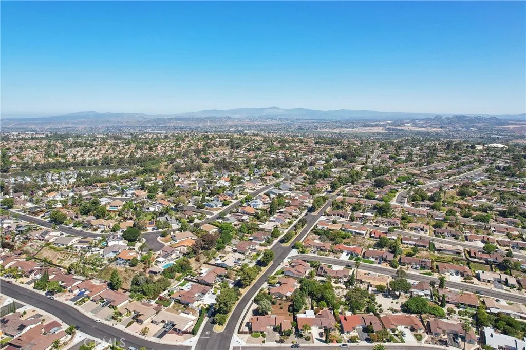 https://cdn.realtyfeed.com/cdn/127/306450416/929a505c4433e5646a59f2a716bfe10c.webp