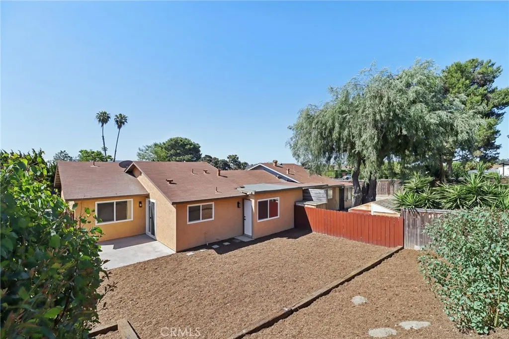 https://cdn.realtyfeed.com/cdn/127/306450416/df116ecd08a7cd7b11a1ab61adfe67a0.webp
