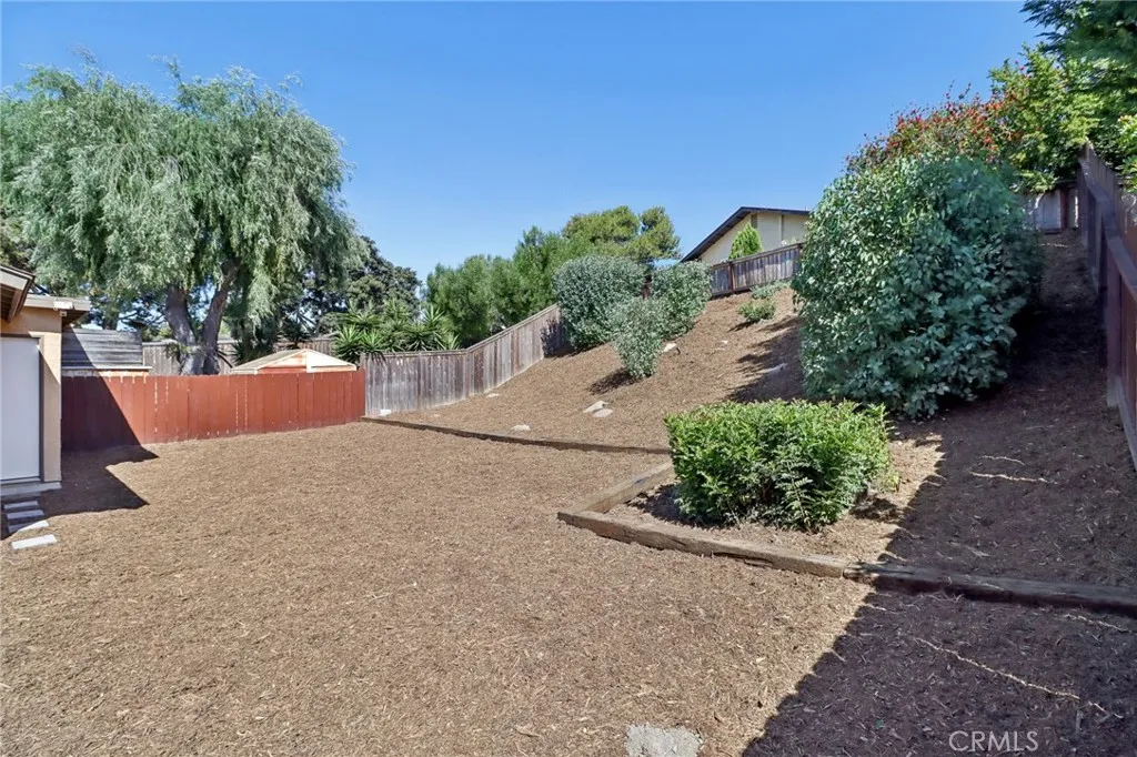 https://cdn.realtyfeed.com/cdn/127/306450416/e841a9ccc7092bea27aa99b8cce471f8.webp