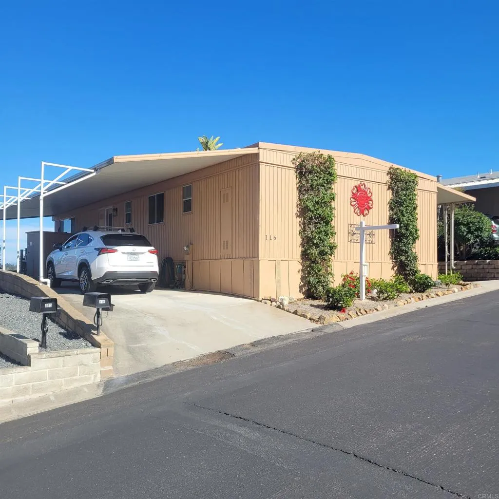 Encinitas, CA 92024
