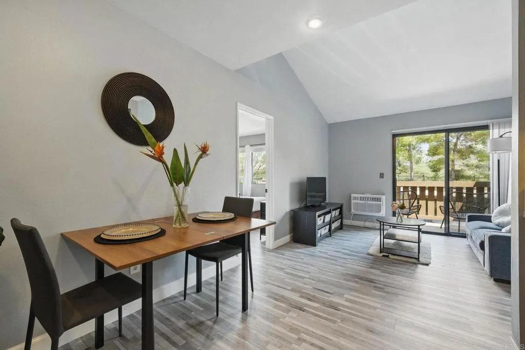 https://cdn.realtyfeed.com/cdn/127/306450787/dea9ad88a8e38fd4790bb24b9c9ede70.webp
