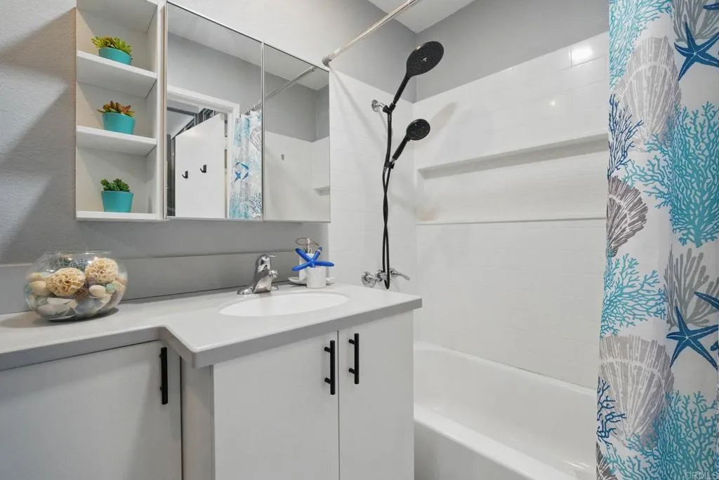 https://cdn.realtyfeed.com/cdn/127/306450787/efd0bfd2f6f6186e3dbb7602ee432042.webp