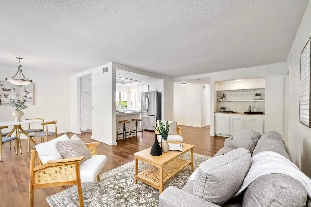 Photo #5: NDP2505173 Listing 