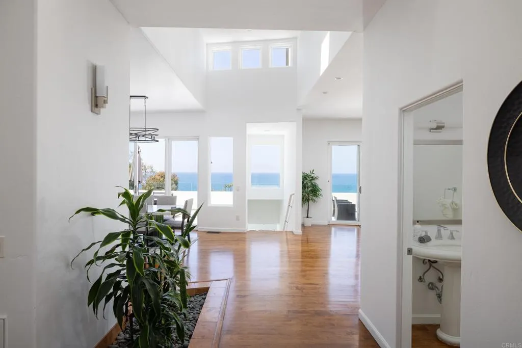 https://cdn.realtyfeed.com/cdn/127/306451239/52b53e53728d7e0e6bf16b56e956cafa.webp
