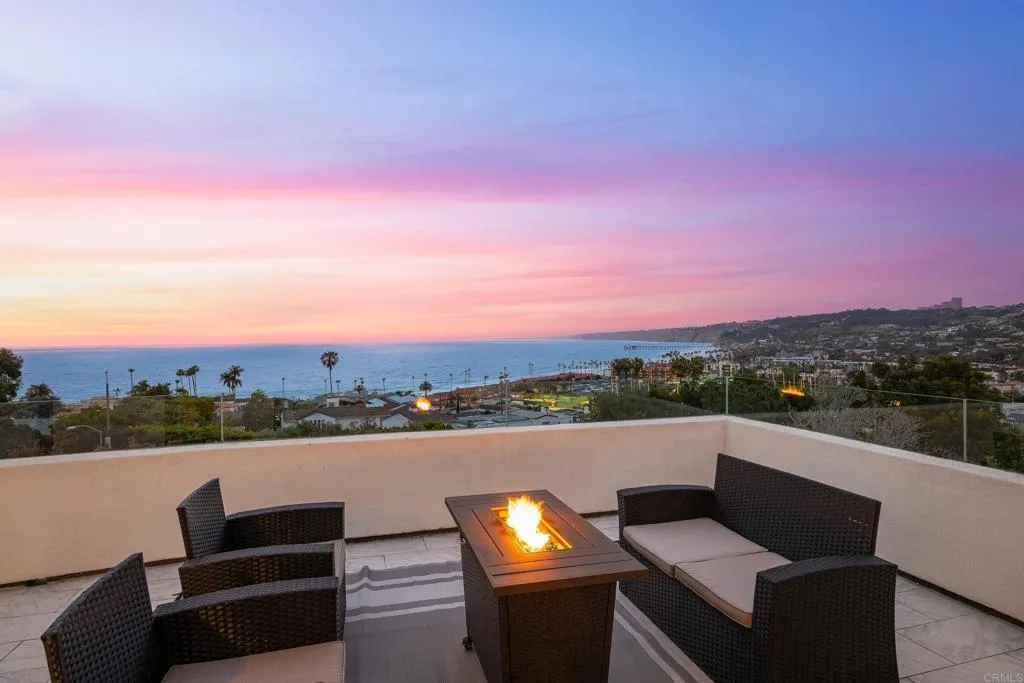 https://cdn.realtyfeed.com/cdn/127/306451239/5b3003b17461e320a7bbae71a9589a16.webp
