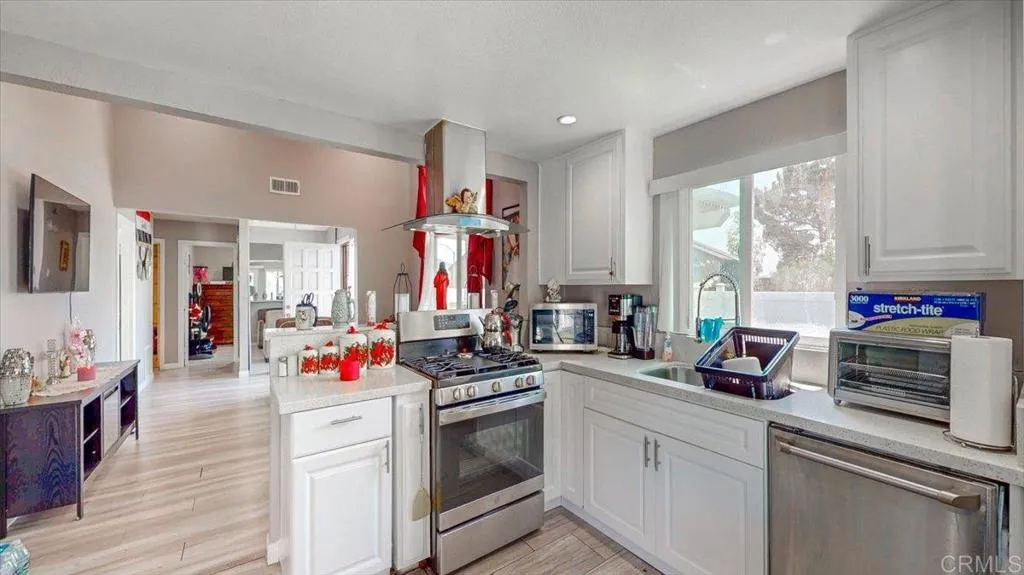 Photo #9: PTP2503882 Listing: Photo #9