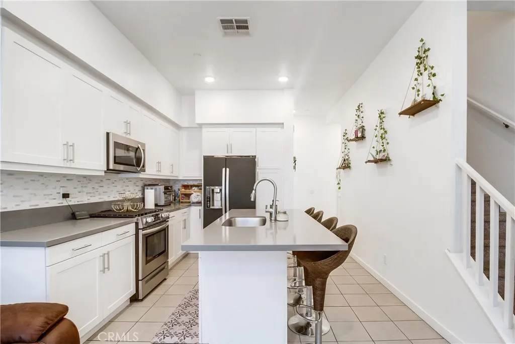 Photo #9: OC25117996 Listing: Photo #9