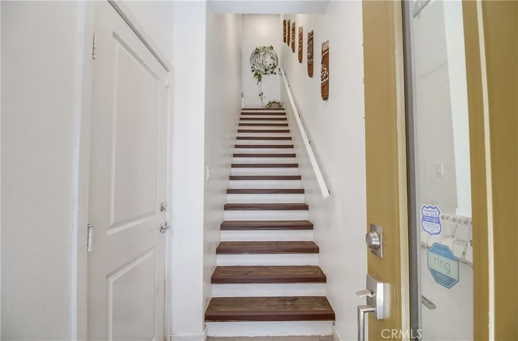 Photo #6: OC25117996 Listing 