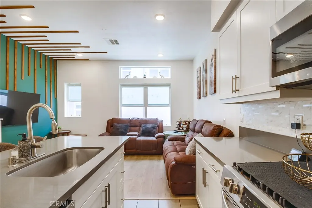 Photo #10: OC25117996 Listing: Photo #10