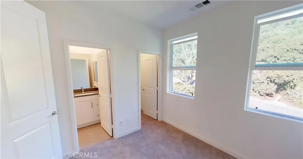 Photo #20: OC25117996 Listing: Photo #20