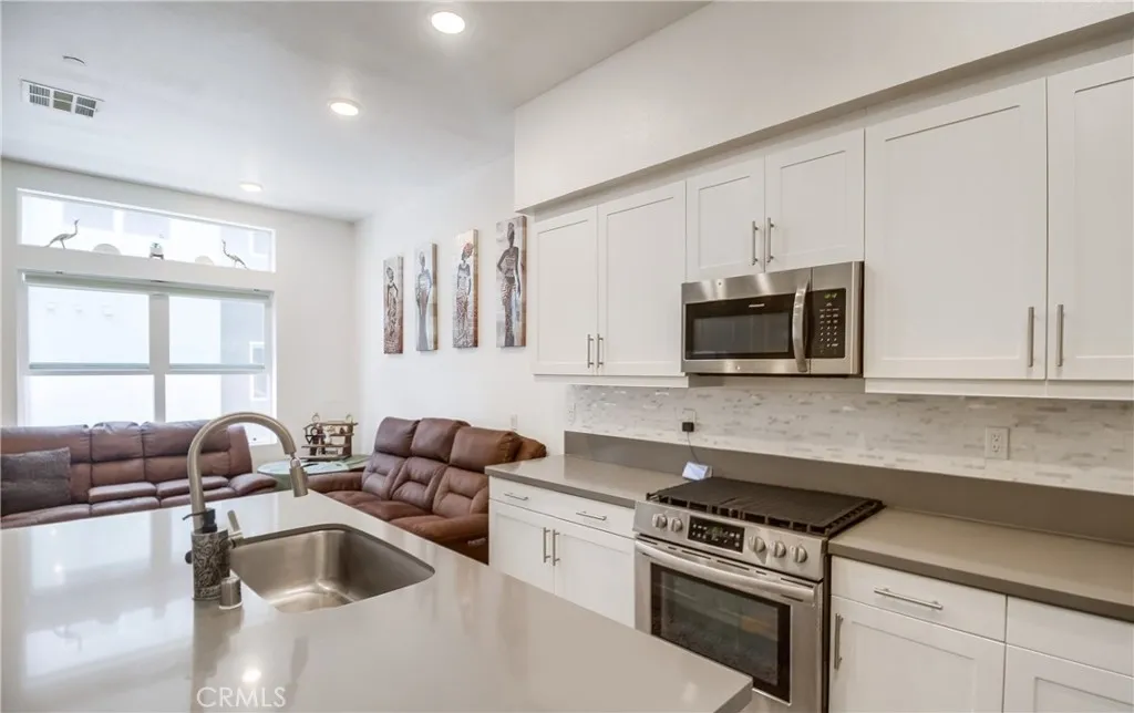 Photo #8: OC25117996 Listing: Photo #8