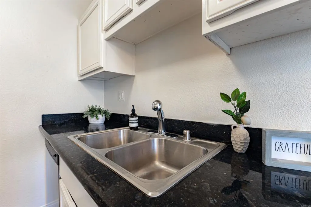 https://cdn.realtyfeed.com/cdn/127/306451349/1164f73eae2c40c3624b2f510ea27498.webp
