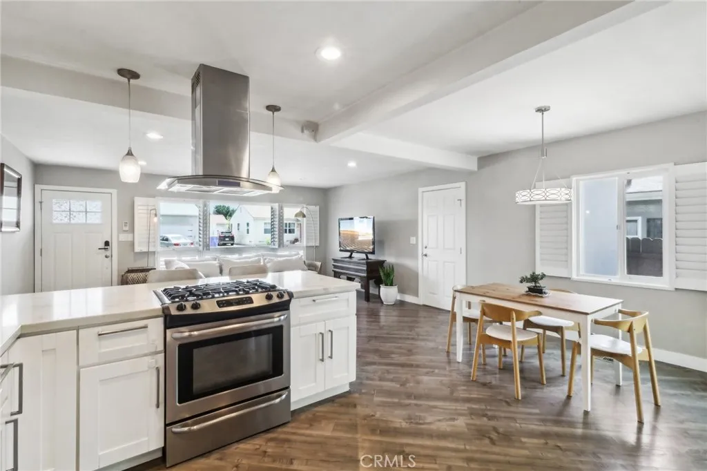 https://cdn.realtyfeed.com/cdn/127/306451491/c48ef3c22075c77c4f1717138ffaa83a.webp