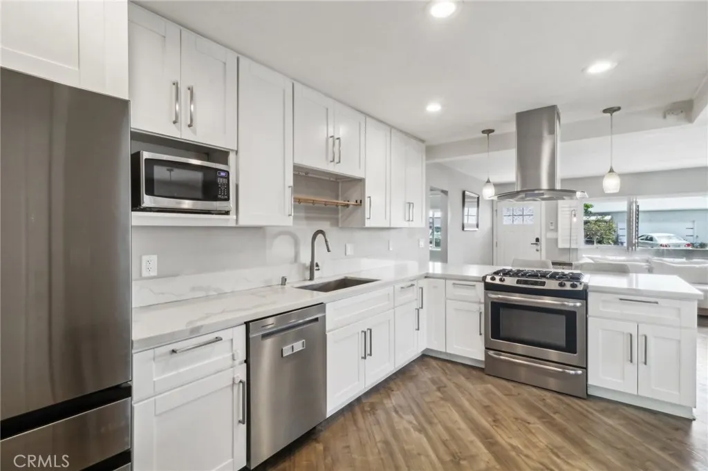 https://cdn.realtyfeed.com/cdn/127/306451491/ce3ad55748f6769c778e43a0d3e8dd0a.webp